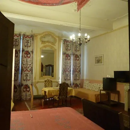 Ξενοδοχείο Du Fiacre Carpentras